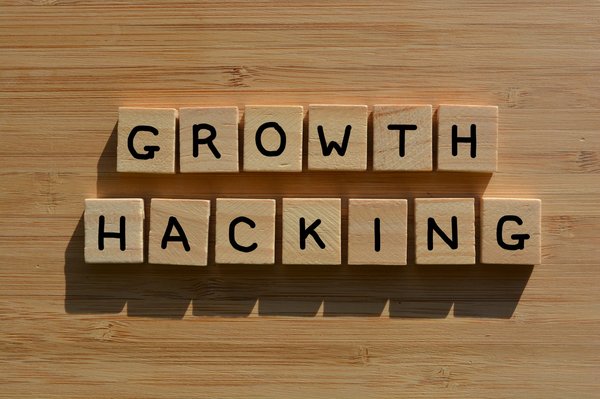 Ressources essentielles pour devenir un expert en growth hacker